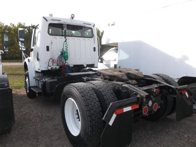 Image #3 (2012 FREIGHTLINER M2 S/A 5TH WHEEL TRUCK)